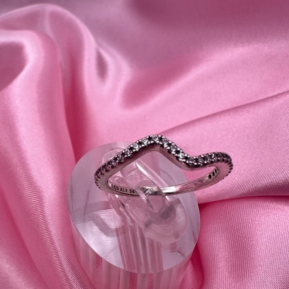 Pandora Sparkling Wave Ring – Sterling Silver 925 w/ Clear Cubic Zirconia w/Box - Picture 8 of 13